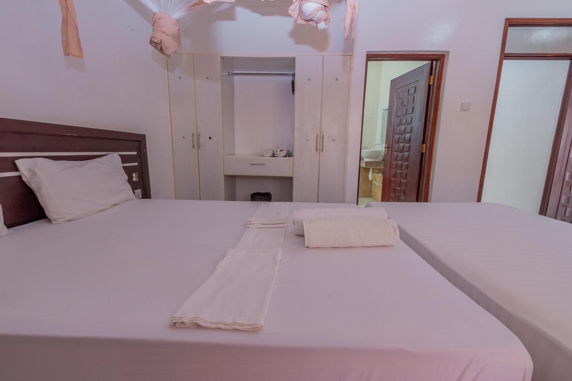 Leomilo Holidays Diani Beach Quarto foto
