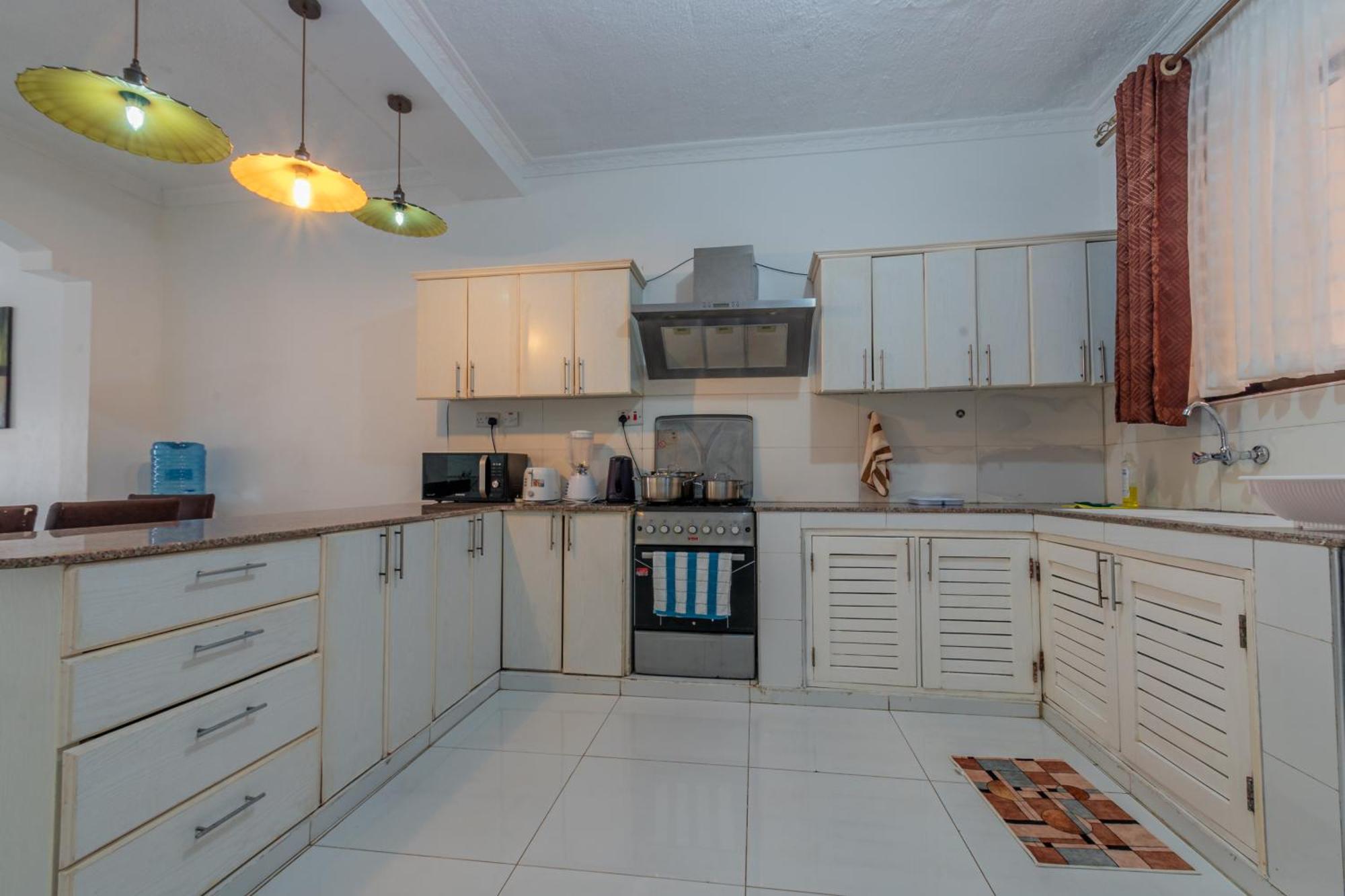 Leomilo Holidays Diani Beach Quarto foto